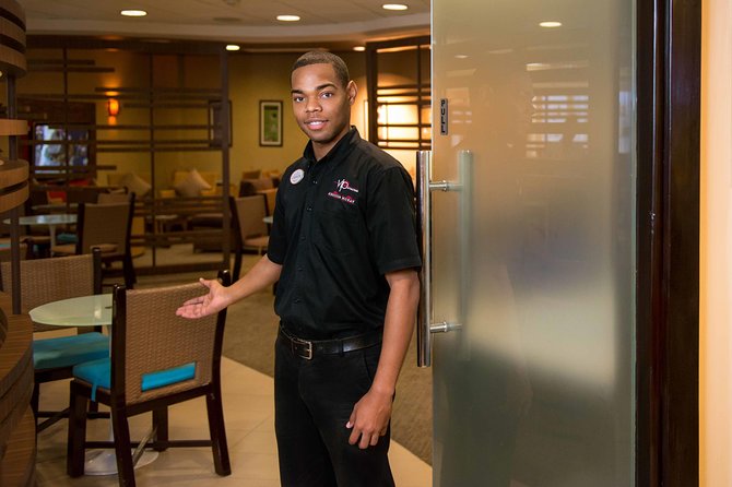 Club Mobay Fast Track Lounge with Private Airport Shuttle - Hotel zones and the cost of choosing the right one