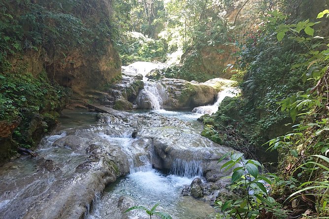 Cool Blue Hole from Ocho Rios - Guides who make the outing easier