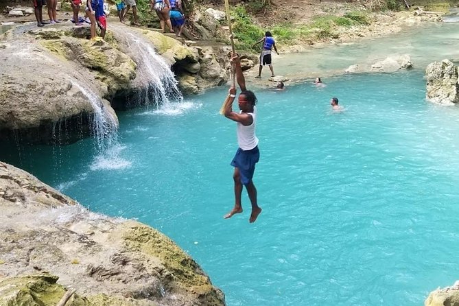 Cool Blue Hole from Ocho Rios - Photos, food, drinks, and souvenirs