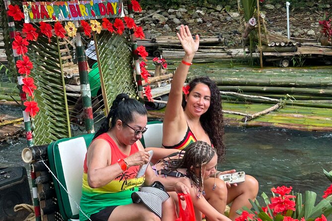 Customized Happy Hour Bamboo Rafting+Limestone Massage + Shopping - What the bamboo raft ride feels like