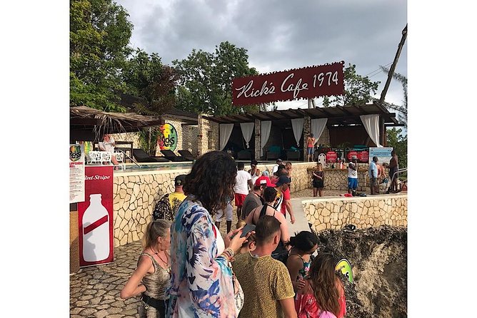 Day Tour Negril Beach & Ricks Cafe - Weather, clothing, and timing choices