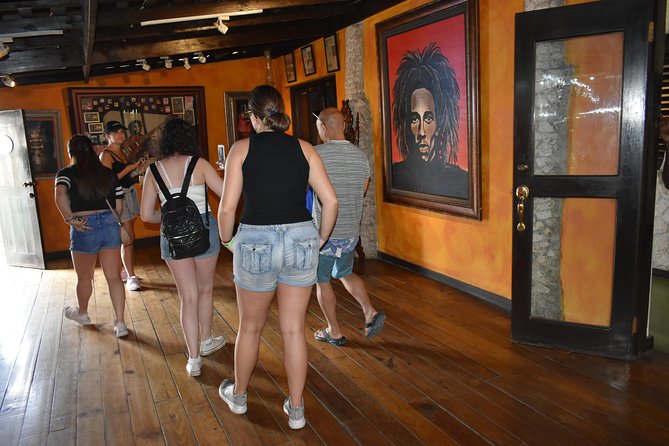 Day Trip to Bob Marley's Nine Mile and Dunn's River Falls from Falmouth - The road to Discovery Bay and Columbus Park