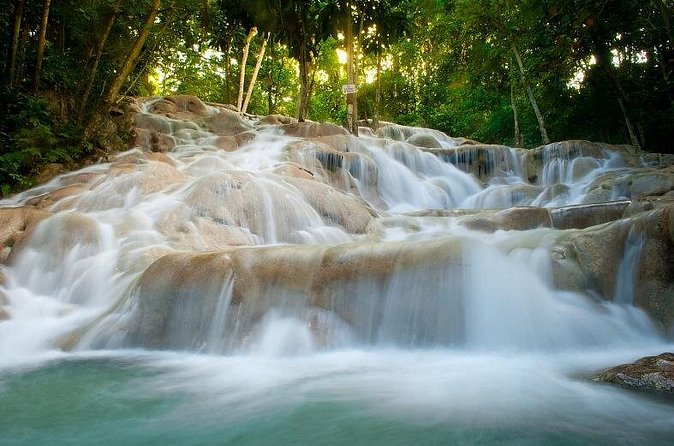 Day Trip to Dunn's River Falls from Montego Bay - Handling vendors and extra costs