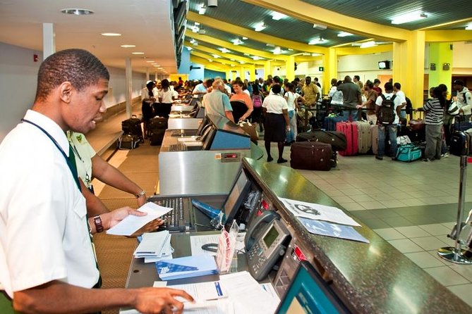 Departure Shuttle to Airport, Club Mobay Fast Track & VIP Lounge Combo - Checking in at Sangster International Airport
