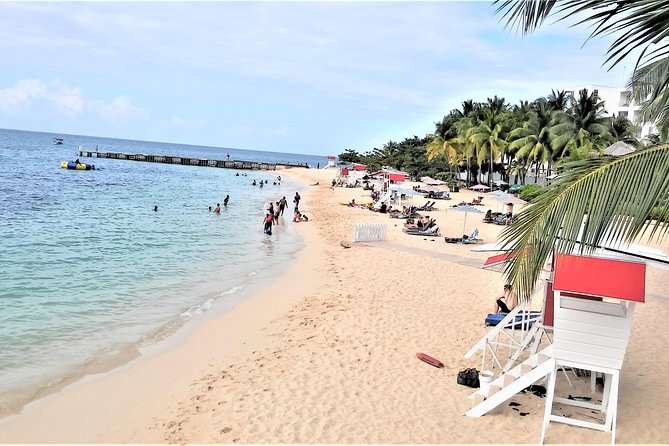 Doctor's Cave Beach, Margaritaville & Shopping from Montego Bay Hotels - The Hip Strip adds a short taste of Montego Bay