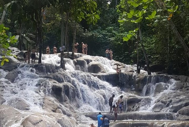Dunn's River and Blue Hole Tour from Ocho Rios - Dunn’s River Falls in one active hour