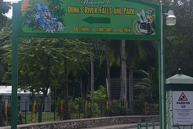 Dunn's River and Blue Hole Tour from Ocho Rios - The Blue Hole for swimming and more river time