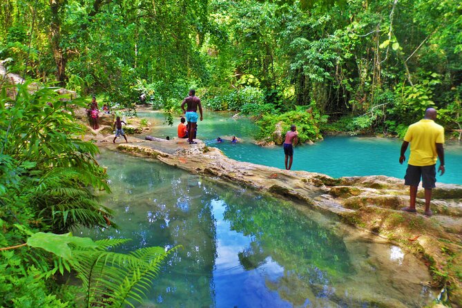 Dunn's River and Blue Hole with lunch combo from Montego Bay - Practical planning for the water stops