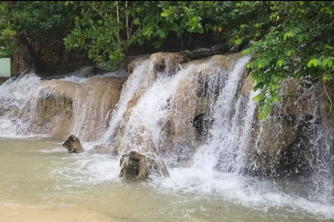 Dunn's River Fall's - A useful pause in Discovery Bay