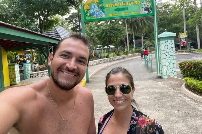 Dunn's River Falls And Shopping Tour From Ocho Rios - What the $65 price includes