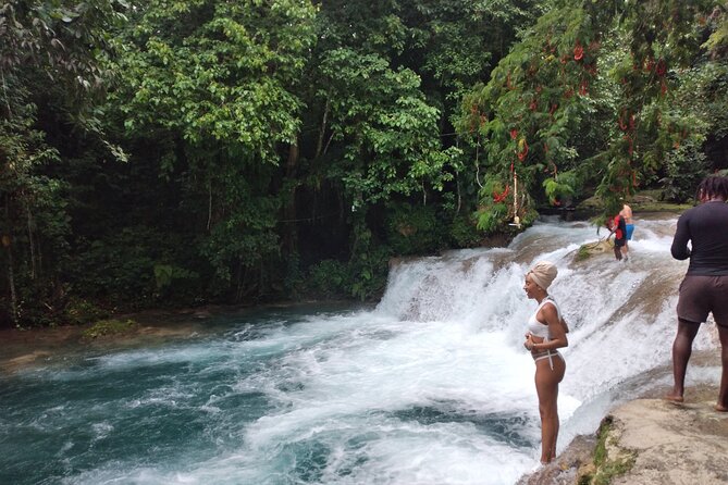 Dunn's River Falls & Blue Hole from Montego Bay or Falmouth - Timing, weather, and practical planning