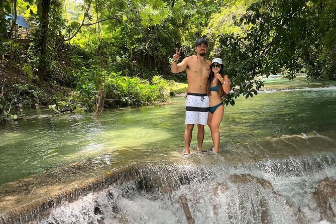 Dunn's River Falls & Blue Hole Tour from Montego Bay - Guides, tipping, and keeping costs clear
