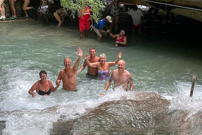 Dunn's River Falls Climb and Beach Include Entry Fee (ᵔᵕᵔ) - Who should book this waterfall trip?
