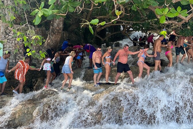 Dunn's River Falls Climb and Beach Include Entry Fee (ᵔᵕᵔ) - Cancellation and practical details