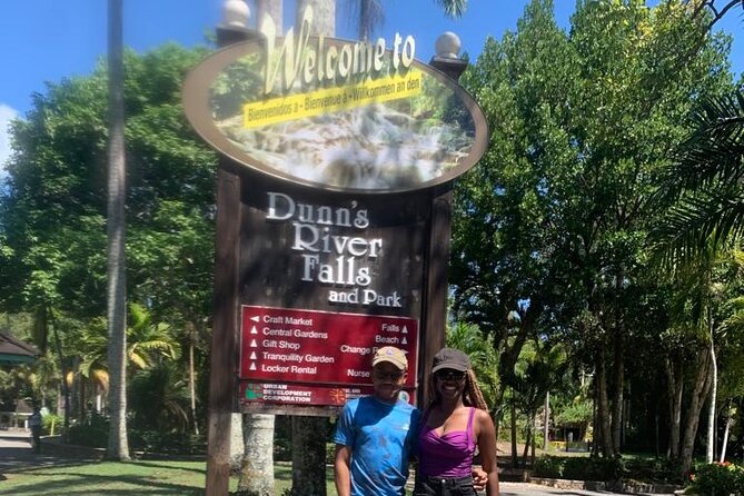 Dunn's River Falls, Zipline Adventure from Kingston - A private vehicle makes the Kingston connection easier