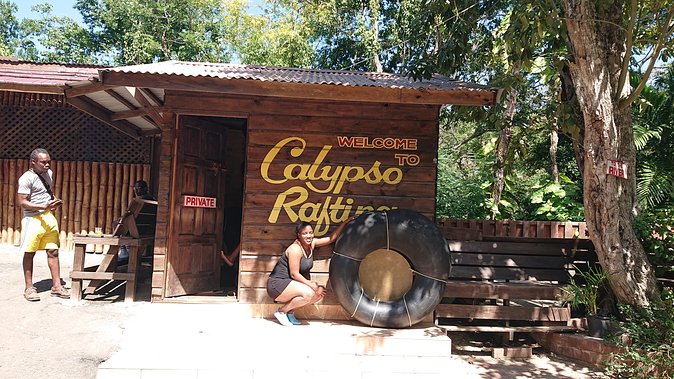 Dunn's River, River Tubing and Lunch Combo - Floating the White River After the Climb