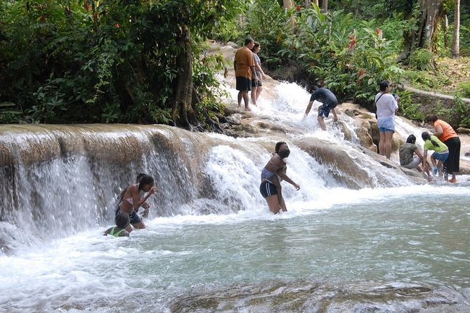 Dunn's River Tour from Falmouth - What makes the beach and pools worth your time