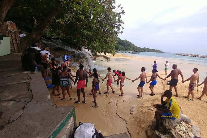 Dunns River Falls Scenic Tour - Nigel’s guiding style and the mood of the day
