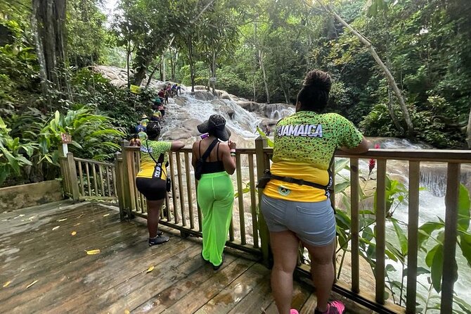 Exhilarating Dunn's River Falls Guided Tour from Ocho Rios hotels - Water shoes are the one essential extra