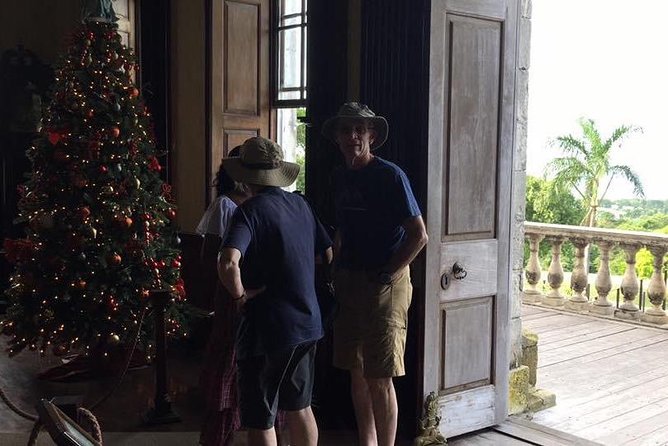 Explore Montego Bay Jamaica Rose Hall Great House Day/Night Tour - Leon’s personal approach to the evening
