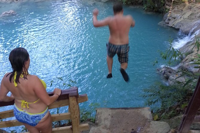 Falmouth Dunns River Falls and Blue Hole Excursion - How the two stops fit together