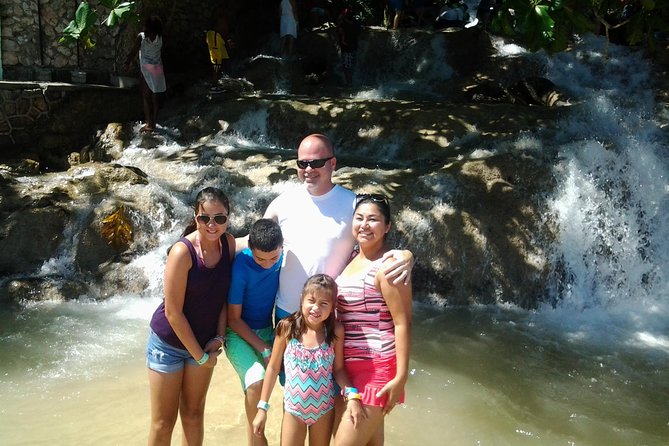 Falmouth Shore Excursion Dunn's River Falls - What the guide and group size add