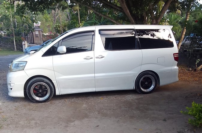 Falmouth Trelawny Resorts Airport Transfers Arrival and Departure - Who should book this transfer?
