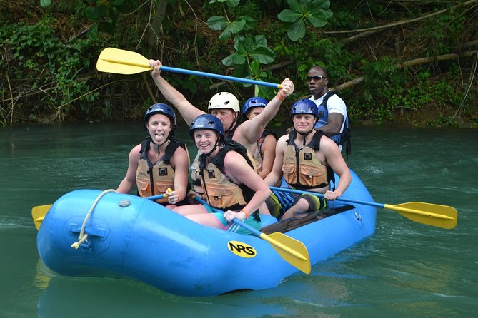 Falmouth Waterfalls Rafting and Beach Adventure - Rafting the Rio Bueno