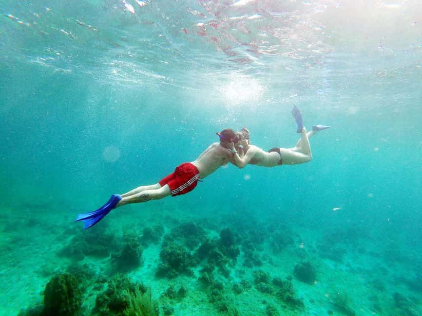 From Falmouth/Ocho Rios: Negril Beach and Catamaran Cruise - The adults-only schedule matters