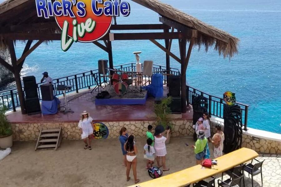 From Montego Bay: Negril Beach and Rick's Café Day Trip - Key points at a glance
