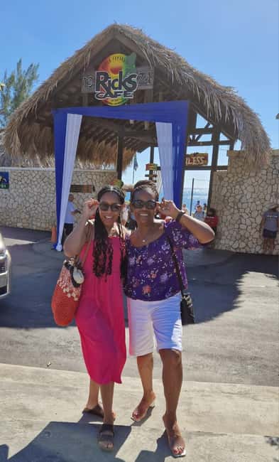 From Montego Bay: Negril Day Trip and Rick's Café Sunset - The Montego Bay pickup: private, but plan the clock carefully