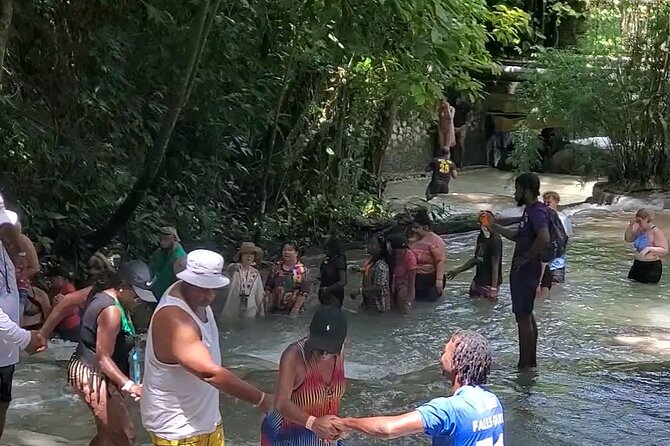 Full-Day Guided Tour to Dunns River Falls & shopping with lunch - Key points to know before you book