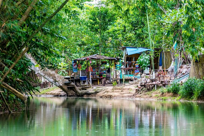 Full Day Martha Brae Rafting & Luminous Lagoon Tour with Dinner - Waiting for Twilight at Luminous Lagoon
