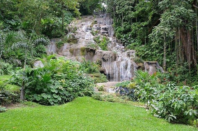 Fun tour for kids with River tubing and Konoko Falls - Should you book the Konoko Falls and tubing combination?