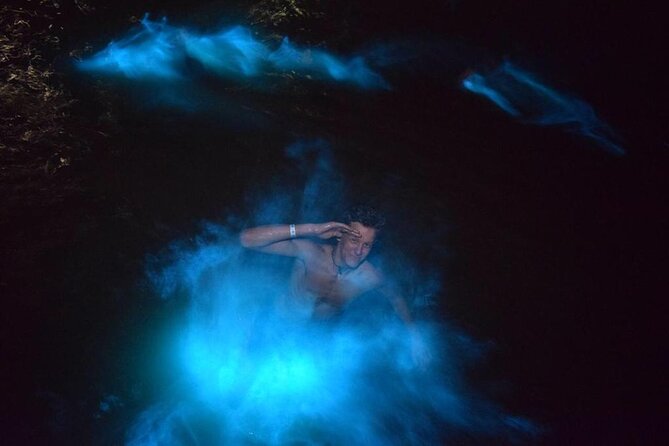 Glow with the Flow: A Romantic Night at the Luminous Lagoon”) - Who will enjoy this Montego Bay night tour?
