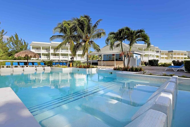 Grand Palladium and Lady Hamilton Private Airport Transfer - Key points to know before booking