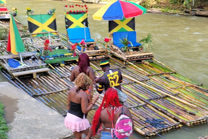 Great River Bamboo Rafting & hipstrip Tour - What the private format changes