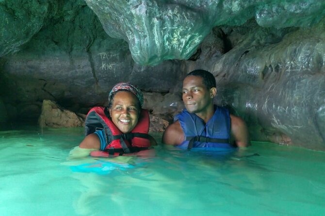Horseback Ride, Bamboo Rafting and Bluehole/Secret Falls Tour from Montego Bay - What the private tour changes