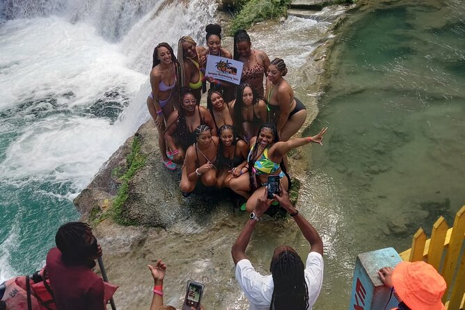 Horseback Ride, Blue Hole, Secret Falls, River Rafting & Tubing - Who should book this experience?