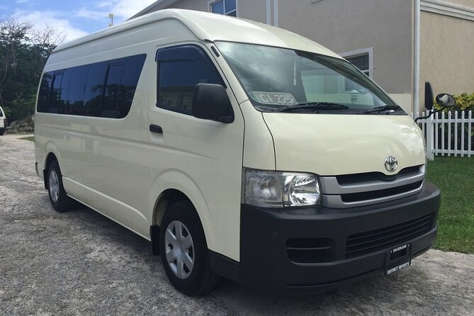 Hyatt Zillara or Ziva Rose Hall private Transfers - Finding your driver after customs