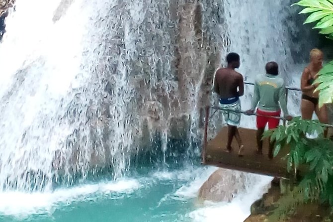 Irie Blue Hole Tour from Ocho Rios - What the $100 price really covers