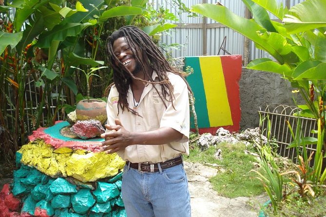 Jamaica Combo Tour: Dunn's River Falls and Bob Marley’s Nine Mile - Two Jamaican icons in one long day