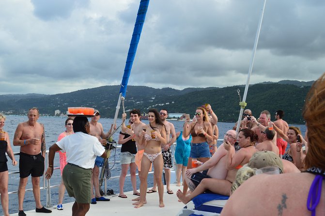 Jamaica Dunn's River Falls Party Cruise with Snorkeling - The return cruise and party atmosphere