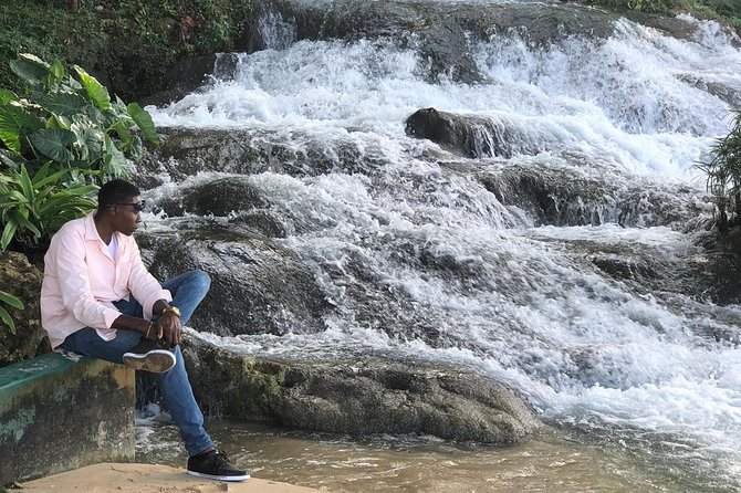 Jamaica Martha Brae River Rafting/Dunn’s River Falls Private Tour - What the $301.59 price really covers