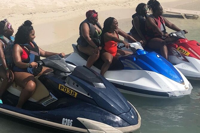 Jet Ski/ Parasailig Water Activity in Montego Bay Jamaica. - Parasailing, and the question you should ask first