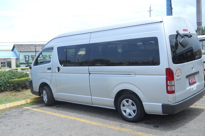 Kingston Airport Transfers to Runaway Bay - Leaving Norman Manley Airport without the shuttle shuffle