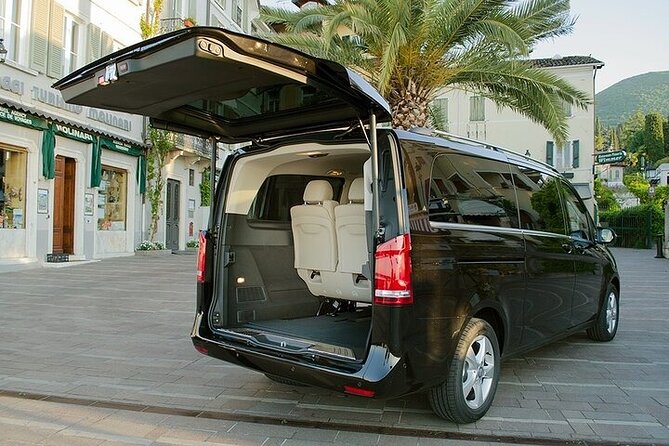 Kingston to Ocho Rios Round Trip Transfer - Key Points at a Glance