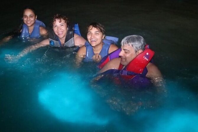 Luminous lagoon Night Tour Montego Bay - The 6:00 p.m. ride from Montego Bay