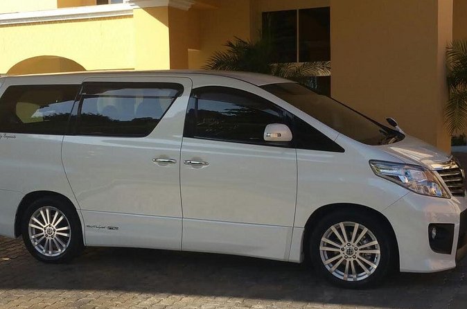 Luxury Bahia Principe Jamaica Private Airport Shuttle - One-way or round-trip planning