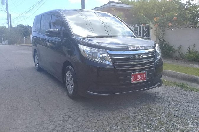 Luxury Bahia Principe Jamaica Private Airport Shuttle - The driver can shape the first hour